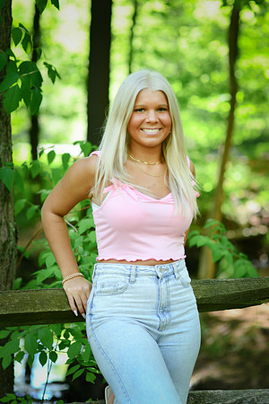 Katie [class of 2024] 085