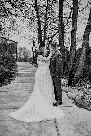 Madysen & Zak WD [bride and groom] 010