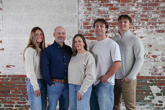 2026 Beard Family Photos 100