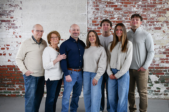 2026 Beard Family Photos 110