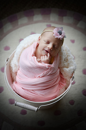 Gabrielle [newborn] 079