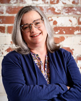 Cathy [headshots] cropped 06