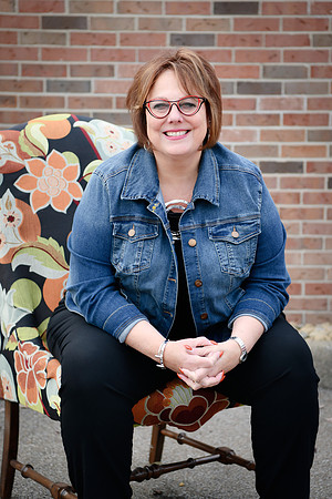 Janice headshots 014