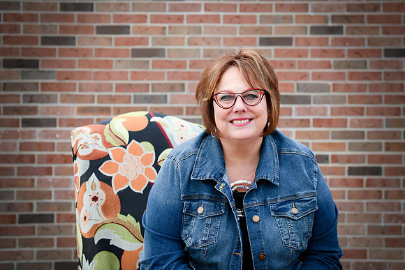 Janice headshots 019