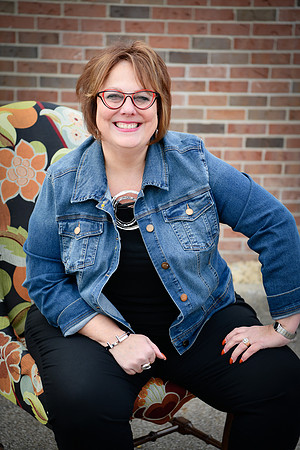Janice headshots 040