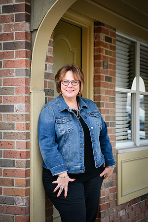 Janice headshots 043