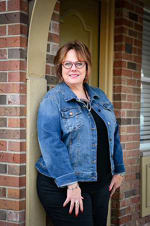 Janice headshots 045