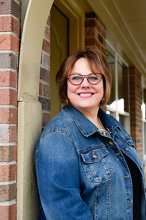 Janice headshots 065