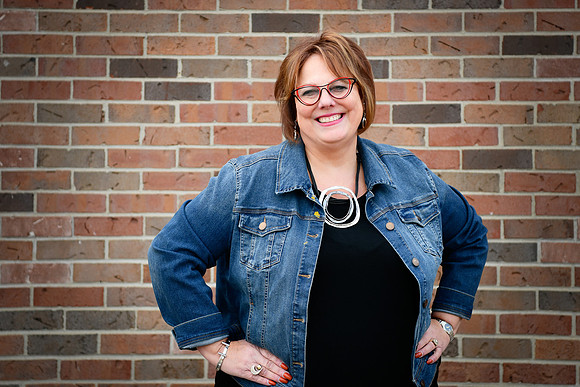 Janice headshots 109
