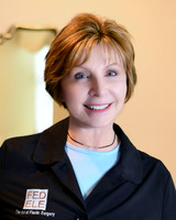 Cindy 42 Headshot