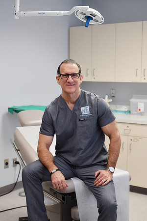 Dr Fedele [procedure room] 14