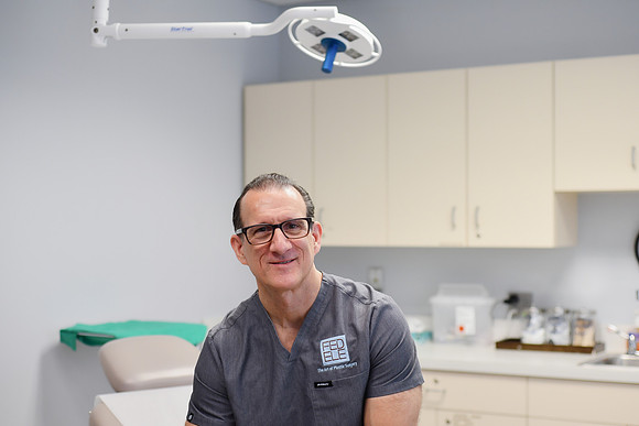 Dr Fedele [procedure room] 18