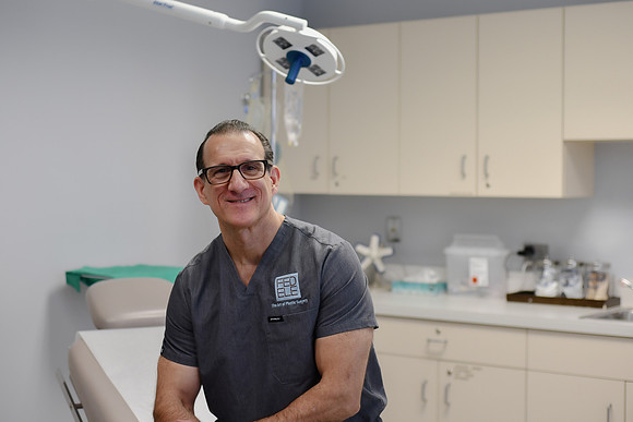 Dr Fedele [procedure room] 30