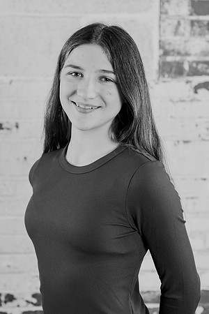Aria Headshots 11