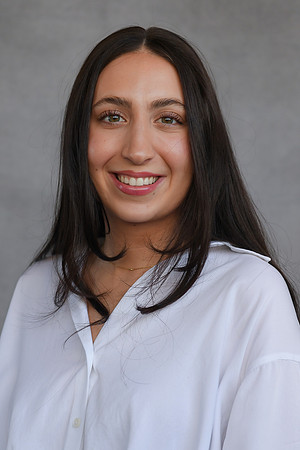 Gabriella headshots 08