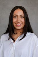 Gabriella headshots 15