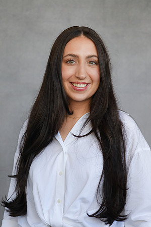 Gabriella headshots 23
