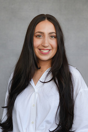Gabriella headshots 24