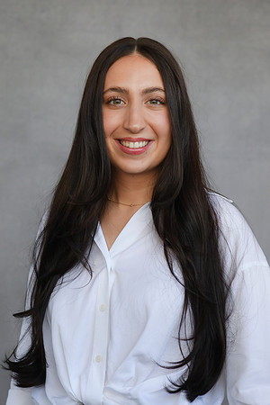 Gabriella headshots 27