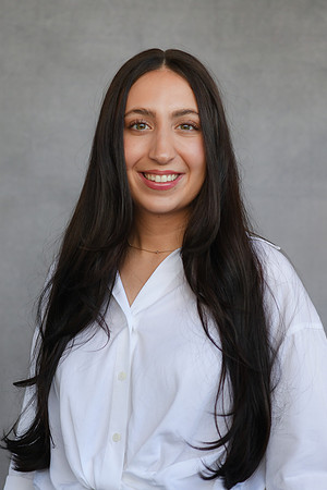 Gabriella headshots 29