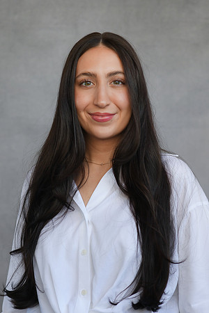 Gabriella headshots 31