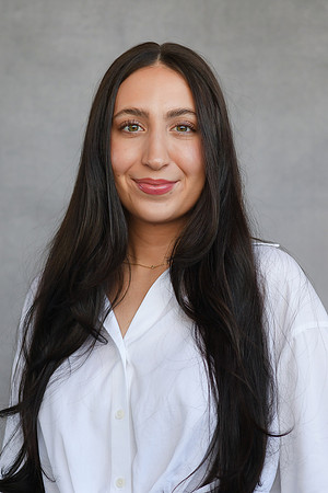 Gabriella headshots 34