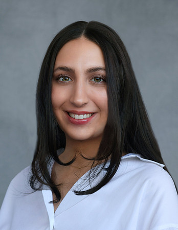 Gabriella HS 06 cropped