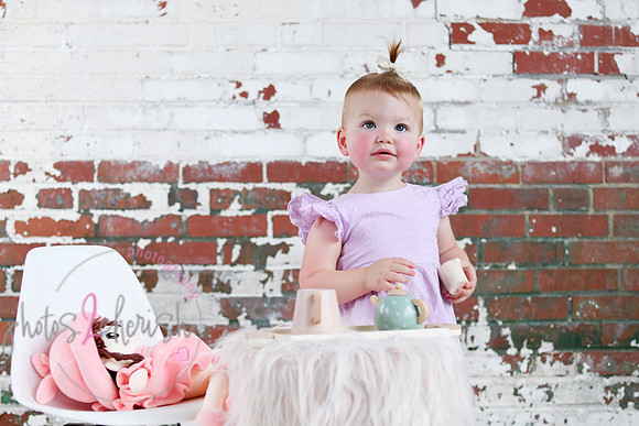 Leah [turns two] 146
