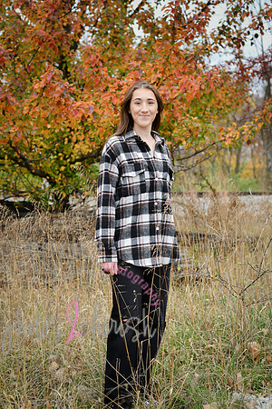 Carmella [MHS Class of 2025] proofs 096