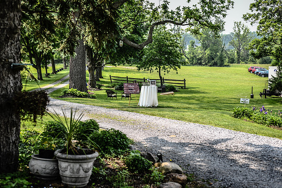 Carter & Marlah Wedding Photos [grounds] 110