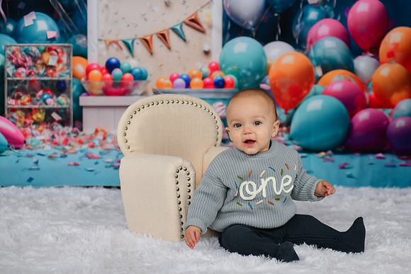 Graham Turns ONE 036
