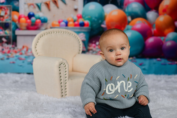 Graham Turns ONE 049