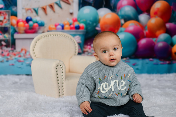 Graham Turns ONE 048