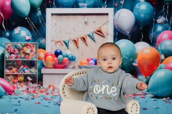 Graham Turns ONE 052