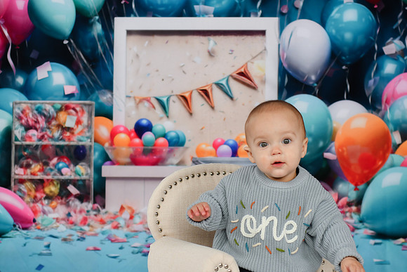 Graham Turns ONE 055