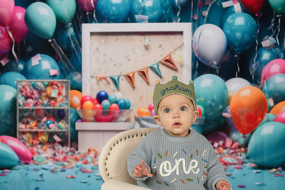 Graham Turns ONE 079