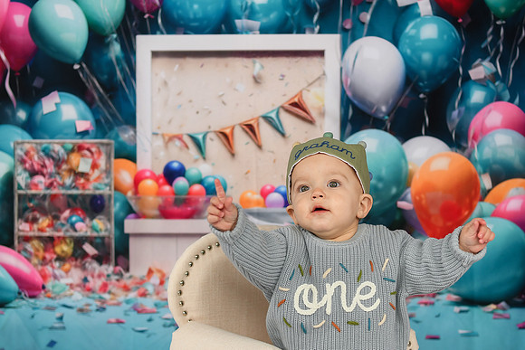 Graham Turns ONE 088