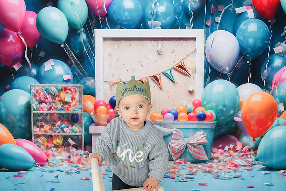 Graham Turns ONE 095