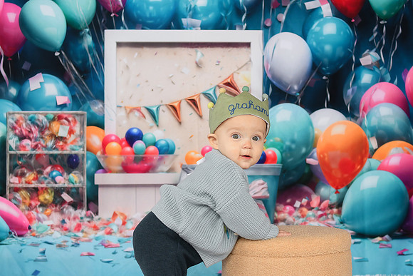 Graham Turns ONE 107