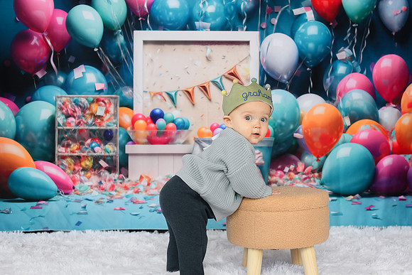 Graham Turns ONE 106