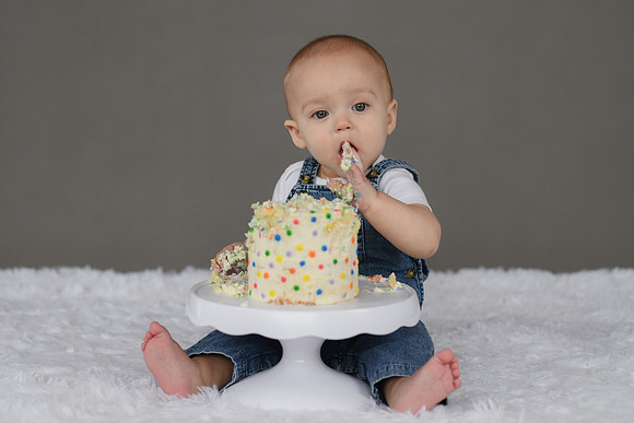 Graham Turns ONE 536