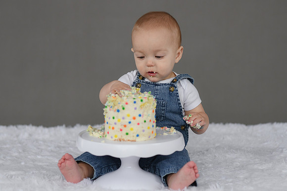 Graham Turns ONE 558