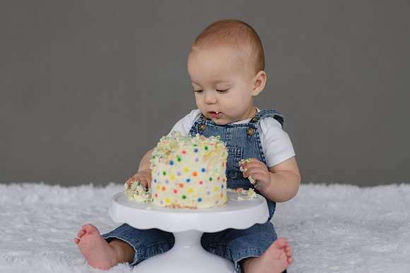 Graham Turns ONE 566