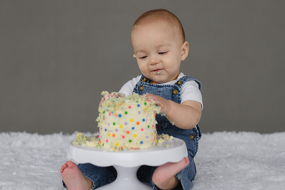 Graham Turns ONE 696