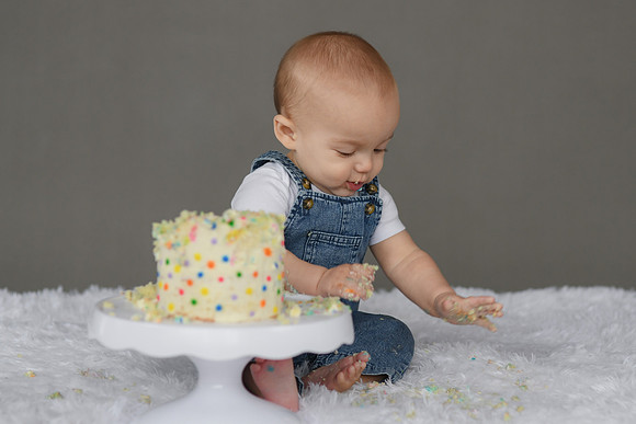Graham Turns ONE 725