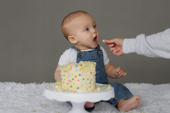 Graham Turns ONE 732