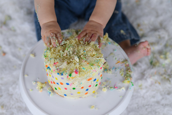 Graham Turns ONE 1042