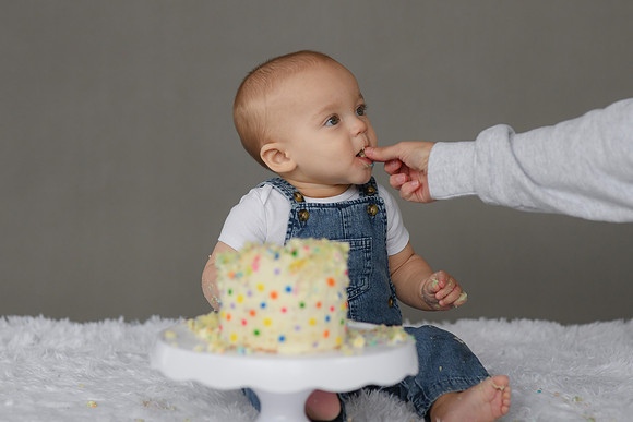 Graham Turns ONE 734