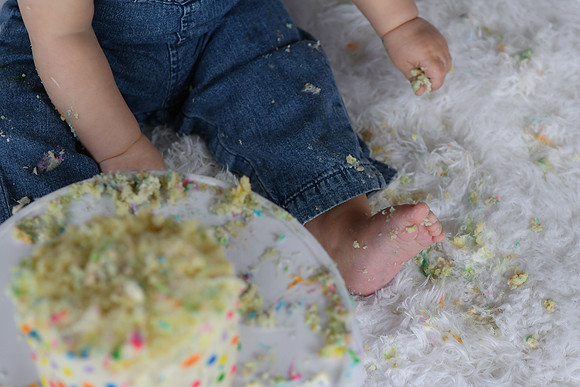Graham Turns ONE 1049