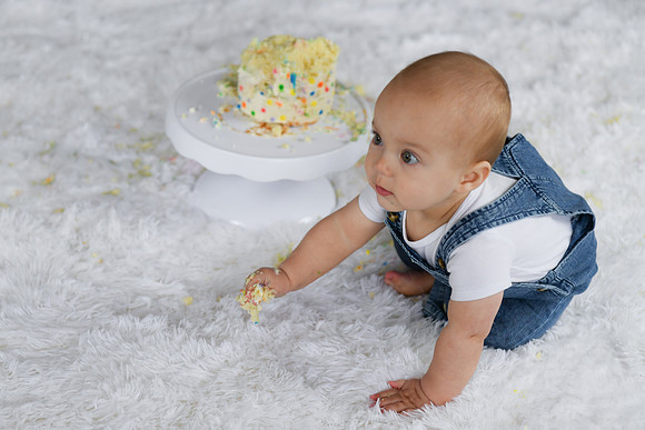 Graham Turns ONE 1192